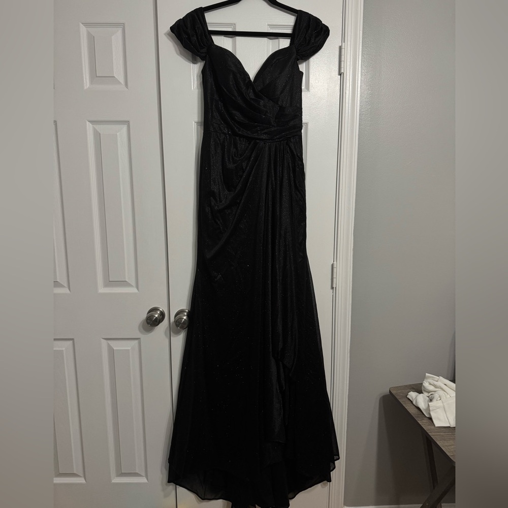 Black formal long dress size 8